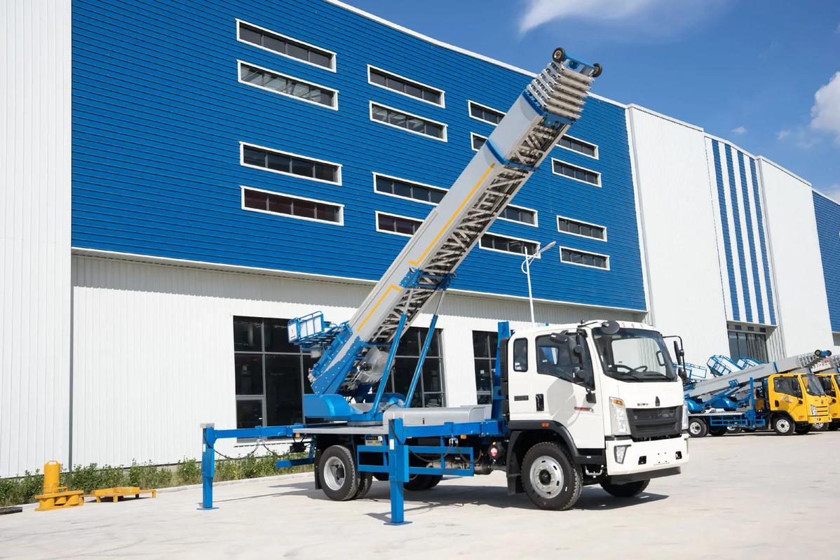 洪湖小型云梯车上料车租赁多少钱