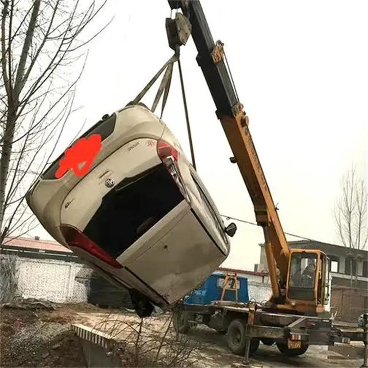 洪湖随时待命，吊车24小时道路救援服务全解析