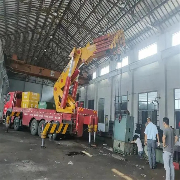 洪湖速查！附近自卸吊车租赁电话及租赁全攻略