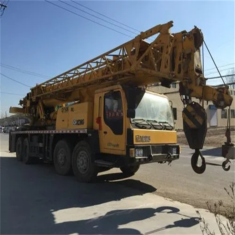 洪湖哪里有专业吊车出租